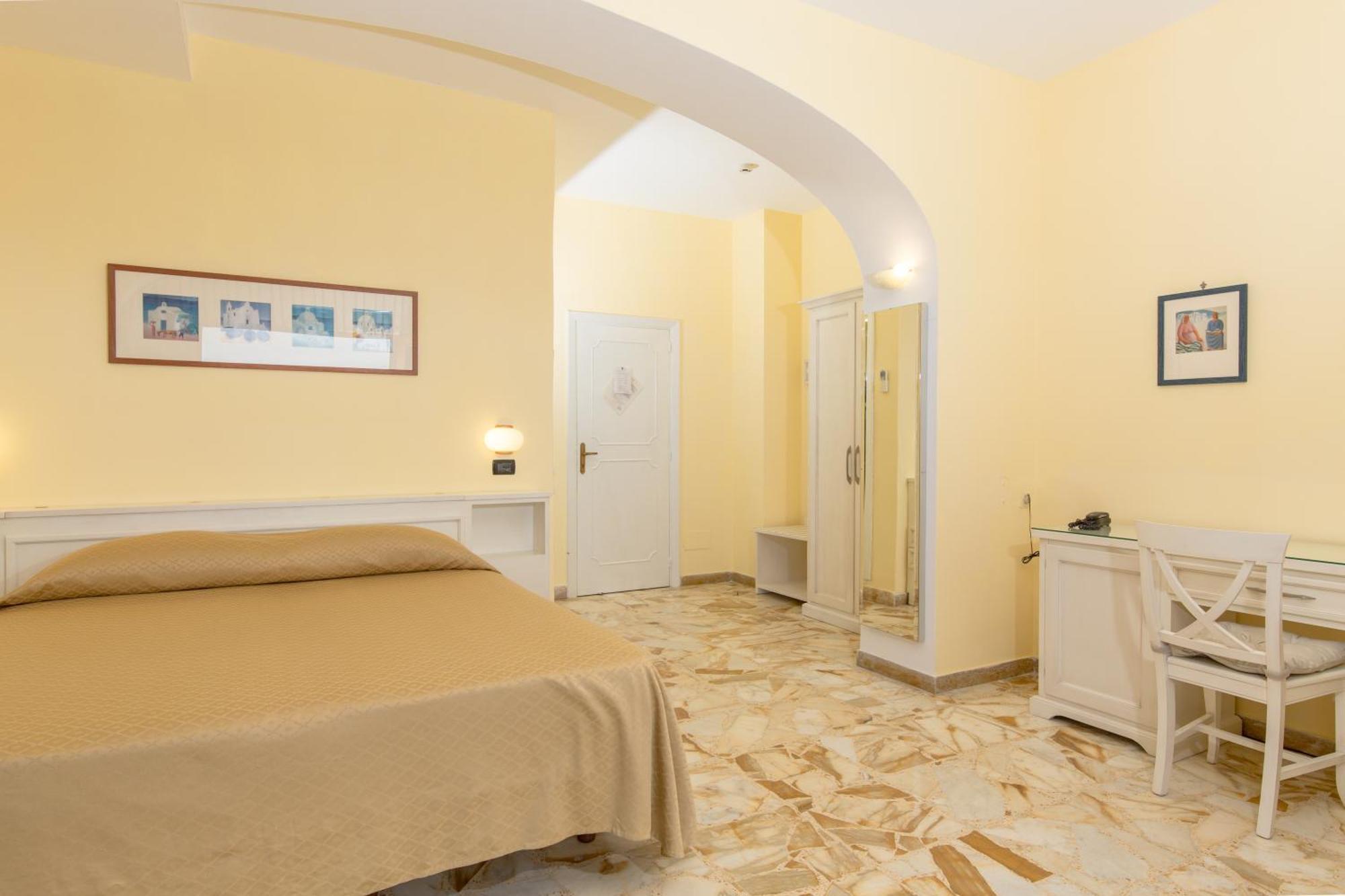 Hotel Ape Regina Casamicciola Terme Extérieur photo
