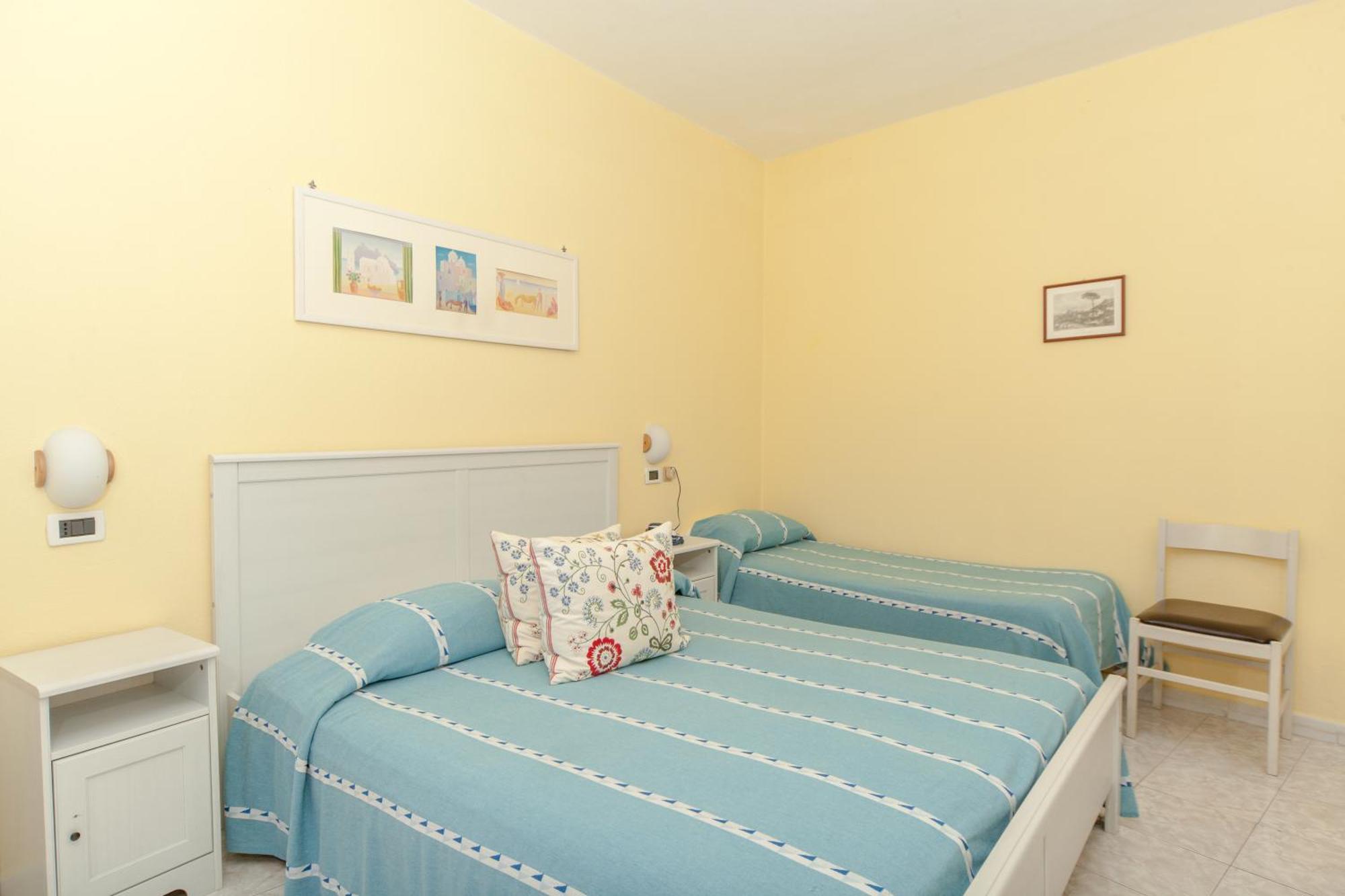 Hotel Ape Regina Casamicciola Terme Chambre photo