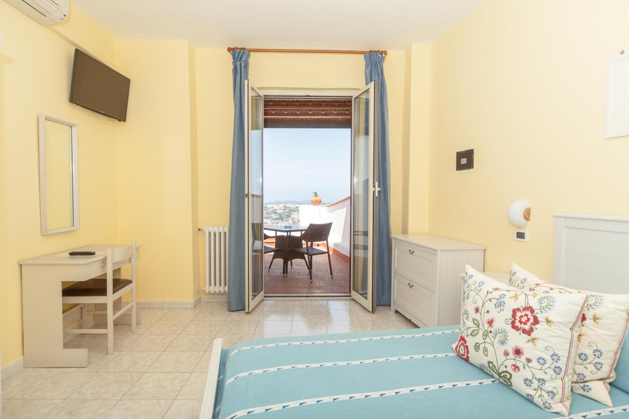Hotel Ape Regina Casamicciola Terme Chambre photo